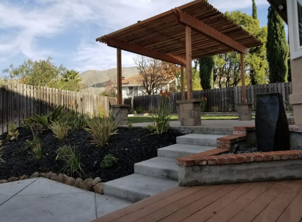 Concrete, Pavers, Pergola, SOD and Mulch