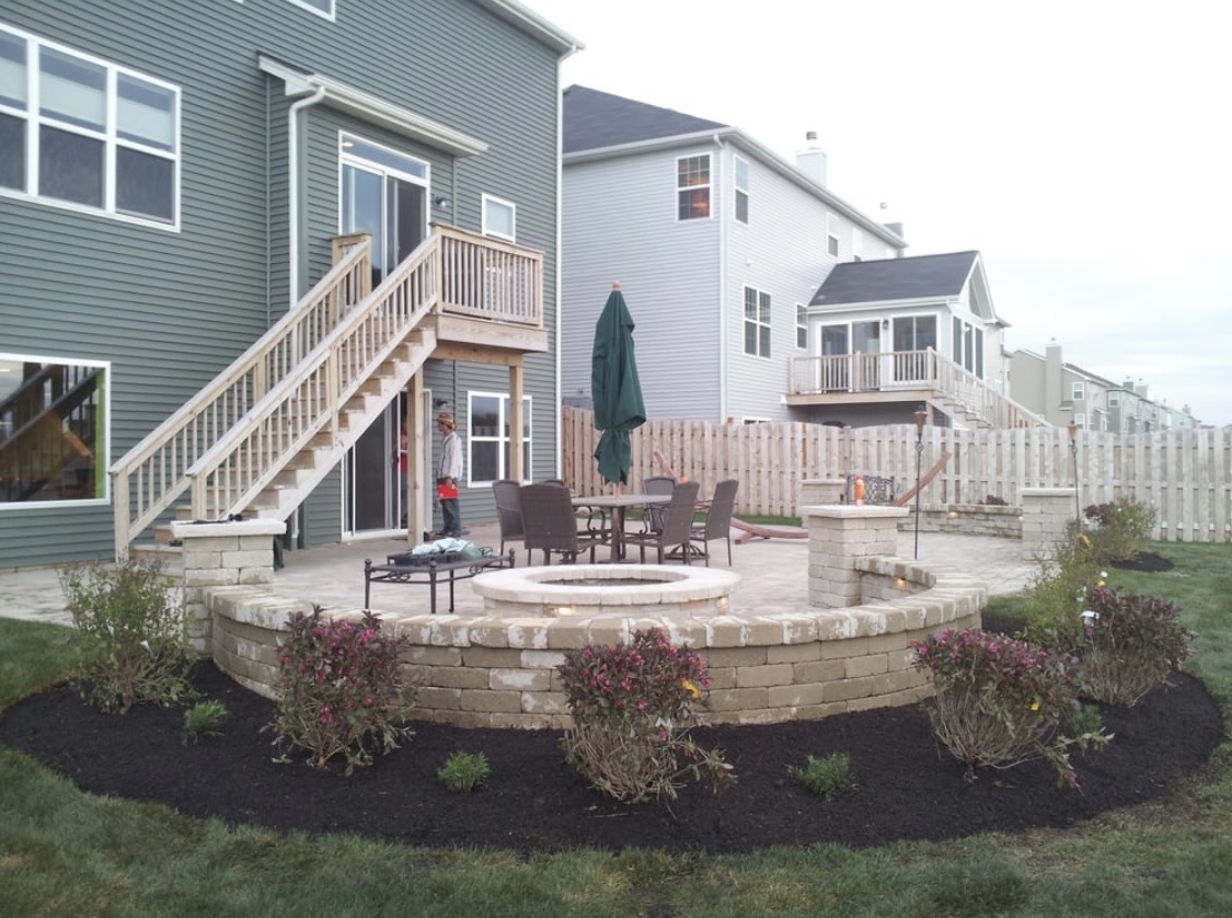 Pavers, Seating Wall, Deck, Stairs, SOD and Mulch